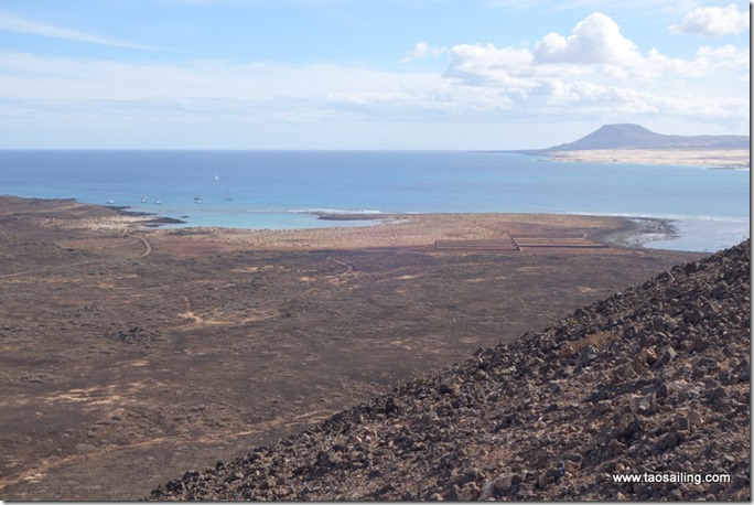 Baya Negra vue du volcan de isla de Lobos