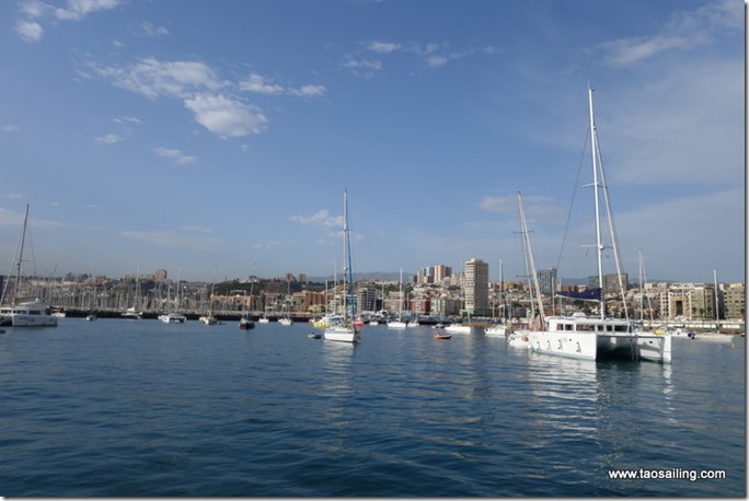Gran Canaria- Las Palmas Mouillage au nord du port