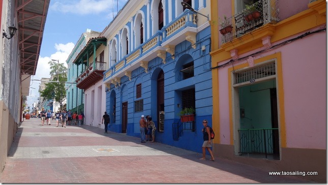 Rue colorée de Santiago